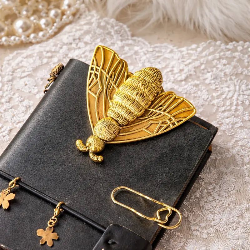 Moth Paper Clip Vintage Journal Charm Victorian Journaling Accessories Metal Book Page Holder Bookmark Journal Leather Covers Clamp
